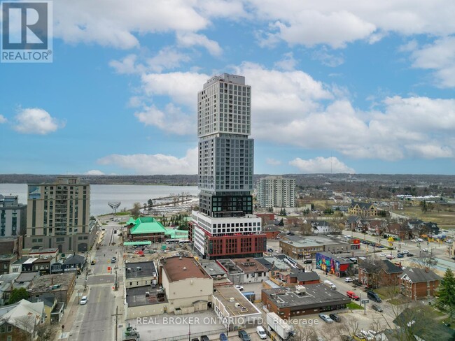 39-1639 Mary St