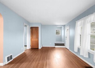 119 Lincoln Ave in Johnson City, NY - Building Photo - Building Photo