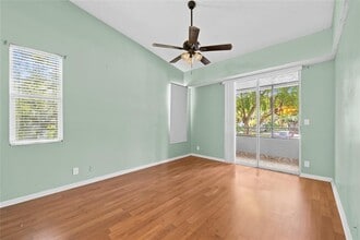 711 Lyons Rd in Coconut Creek, FL - Building Photo - Building Photo