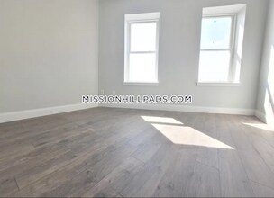 334 Warren St-Unit -3 in Boston, MA - Building Photo - Building Photo