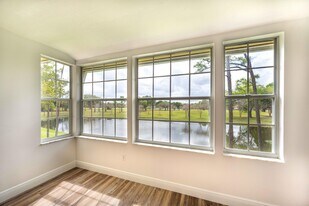 1405 Palm Beach Trace Dr in Royal Palm Beach, FL - Building Photo