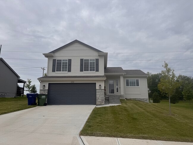 property at 11710 S 113th Ave