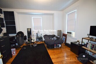 27 Pratt St, Unit 2 in Boston, MA - Foto de edificio - Building Photo