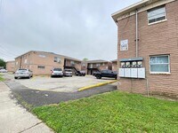 5412 Market St - 12