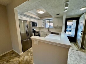 15771 Windward Way Cir in Ft. Myers, FL - Building Photo - Building Photo