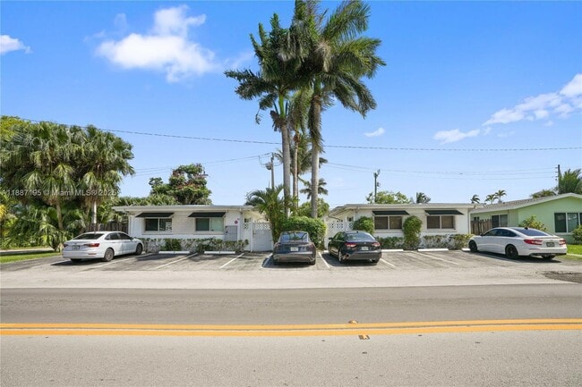 property at 932 Moffett St