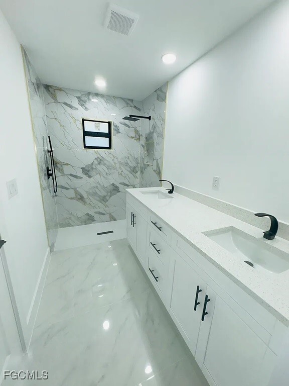 property at 15 Louisiana Rd