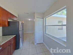 11158 109th Way N in Largo, FL - Building Photo - Building Photo