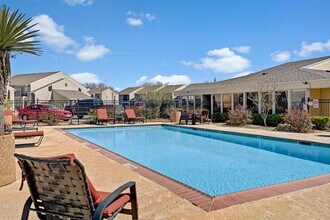 Acacia Park in Odessa, TX - Building Photo - Building Photo