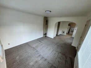 2776 12th Pl SE in Salem, OR - Building Photo - Building Photo