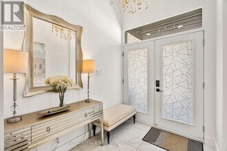 266 Currell Ave in Ottawa, ON - Building Photo - Building Photo