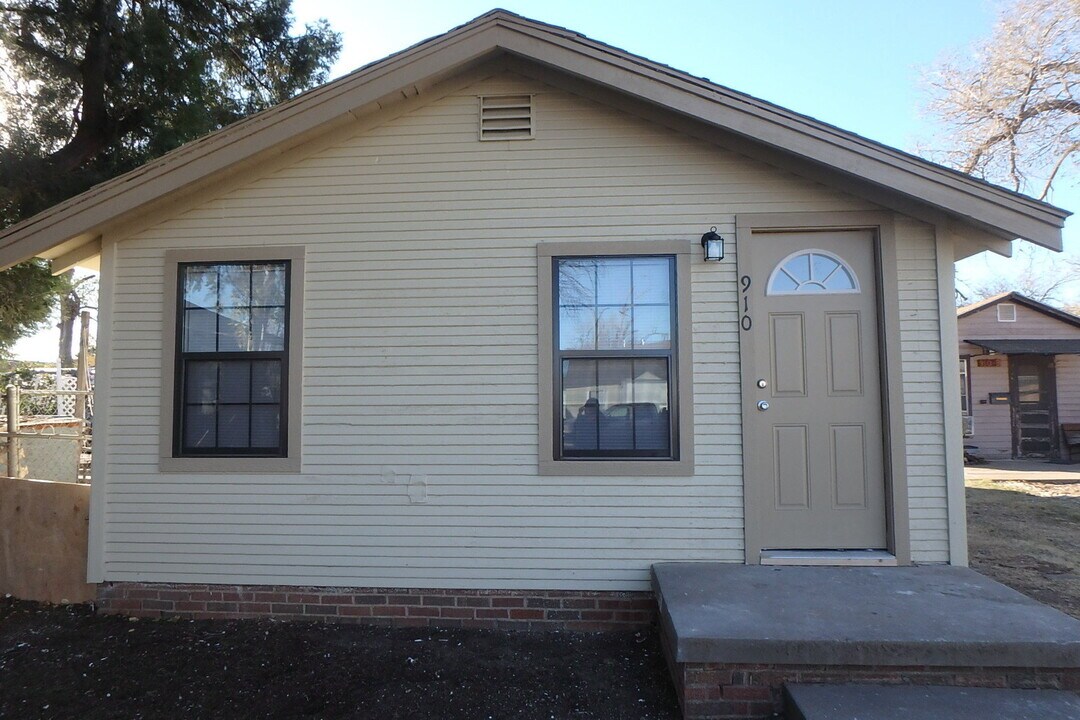 910 S Virginia St-Unit -A in Amarillo, TX - Building Photo