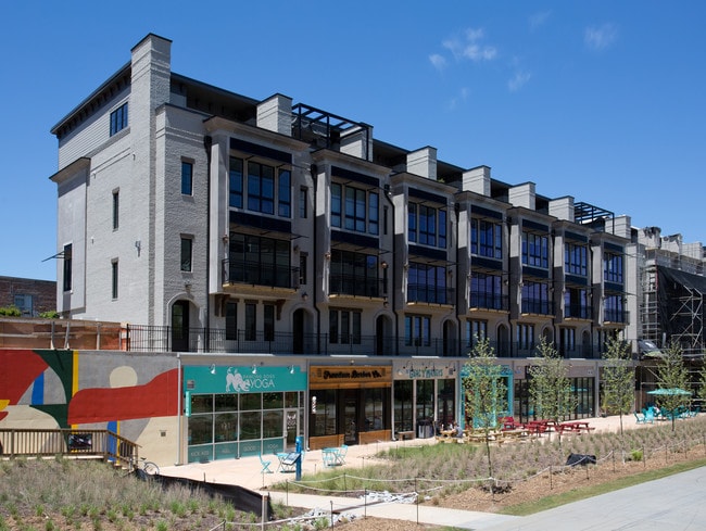 SPX Alley / Studioplex Townhomes in Atlanta, GA - Foto de edificio - Building Photo