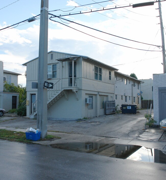 1200 SE 1st St in Fort Lauderdale, FL - Building Photo - Building Photo