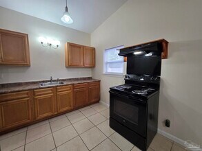 604 N 70th Ave in Pensacola, FL - Building Photo - Building Photo