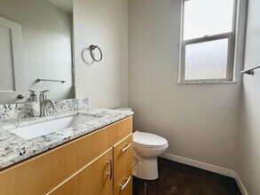 2460 Newburg Ct in Fortuna, CA - Building Photo - Building Photo