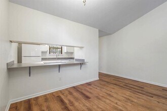 2556 Panther Creek Rd in Tallahassee, FL - Building Photo - Building Photo