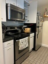 931 Massachusetts Ave, Unit 403 in Cambridge, MA - Foto de edificio - Building Photo