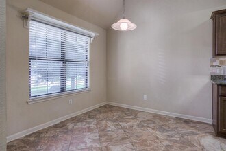 103 Garden Acres in Huntsville, TX - Building Photo - Building Photo
