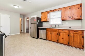 612 Glasgow Rd NW in Huntsville, AL - Building Photo - Building Photo