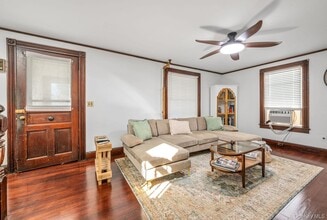 25 Jersey Ave in Suffern, NY - Building Photo - Building Photo