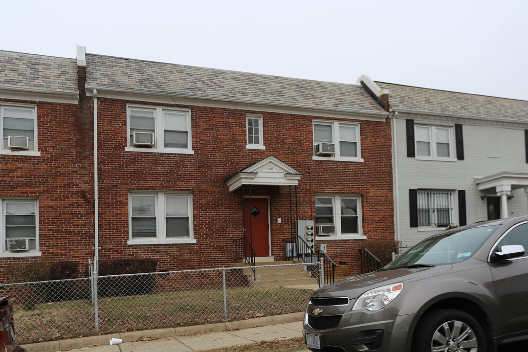 1420 Holbrook St NE in Washington, DC - Building Photo