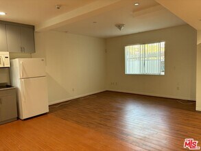 1412 S Sherbourne Dr in Los Angeles, CA - Building Photo - Building Photo
