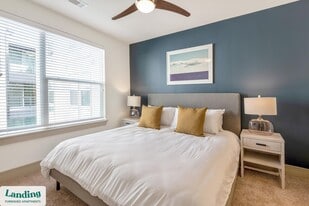 1414 Wood Hollow Dr in Houston, TX - Building Photo