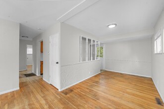 10617 Glen Garry Rd in St. Louis, MO - Building Photo - Building Photo
