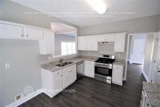 110 Aucilla Ln in Woodstock, GA - Foto de edificio - Building Photo