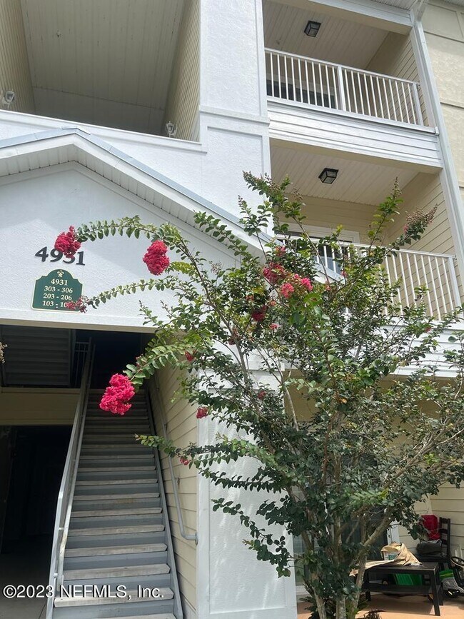 4931 Key Lime Dr in Jacksonville, FL - Building Photo - Building Photo