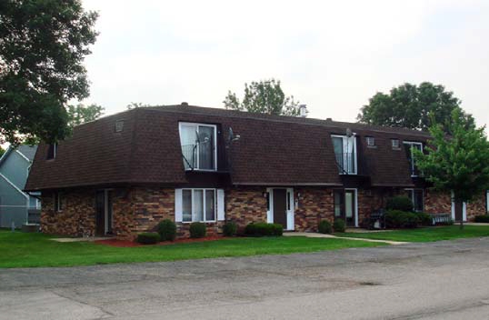 Belmont Apartments in Sun Prairie, WI - Foto de edificio