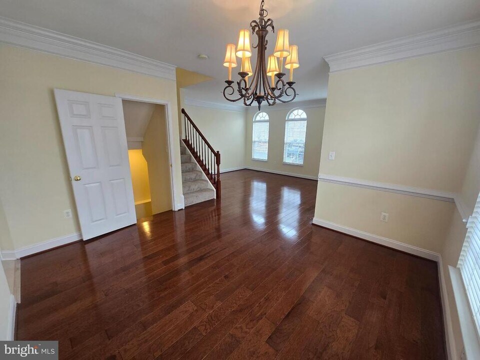 116 Douglas Dr in Stafford, VA - Building Photo