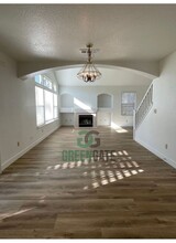 826 Allacante Dr in Ceres, CA - Building Photo - Building Photo