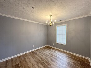 410 Bubble Creek Ct in Fayetteville, NC - Building Photo - Building Photo