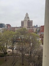 200 Locust St, Unit 6C in Philadelphia, PA - Foto de edificio - Building Photo