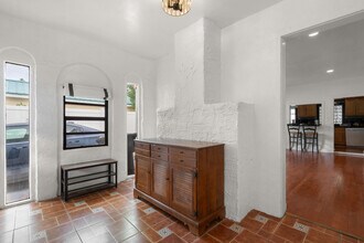 625 Selkirk St in West Palm Beach, FL - Building Photo - Building Photo