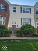 12722 Hannah Hill Rd in Fishers, IN - Building Photo