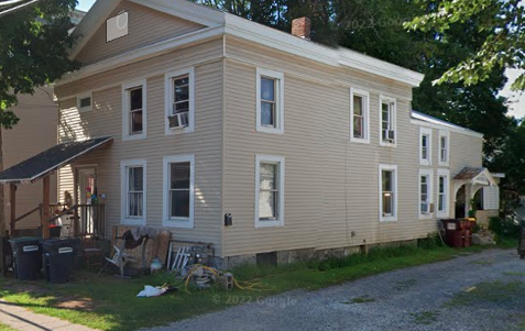 148 Maple St, Unit Rear in Glens Falls, NY - Building Photo