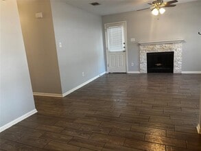 501 Texas Ave in Round Rock, TX - Building Photo - Building Photo