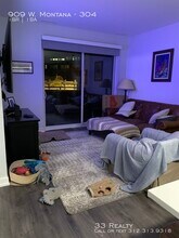 909 W Montana St-Unit -304 in Chicago, IL - Building Photo - Building Photo