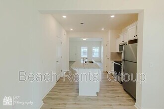 122 Crescent Wy in Little River, SC - Building Photo - Building Photo