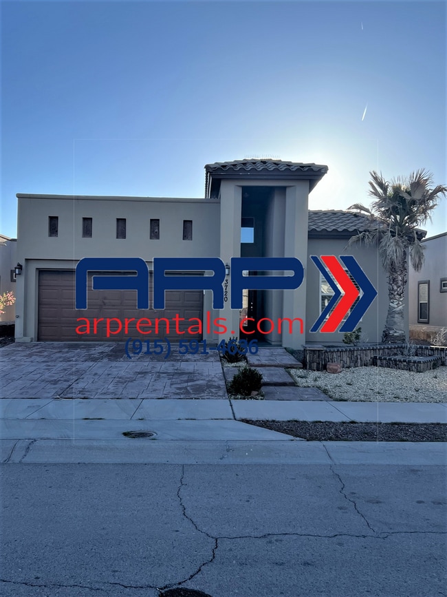 property at 3720 Loma Jacinto