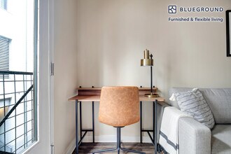 1406 Western Ave-Unit -FL5-ID199 in Seattle, WA - Building Photo - Building Photo