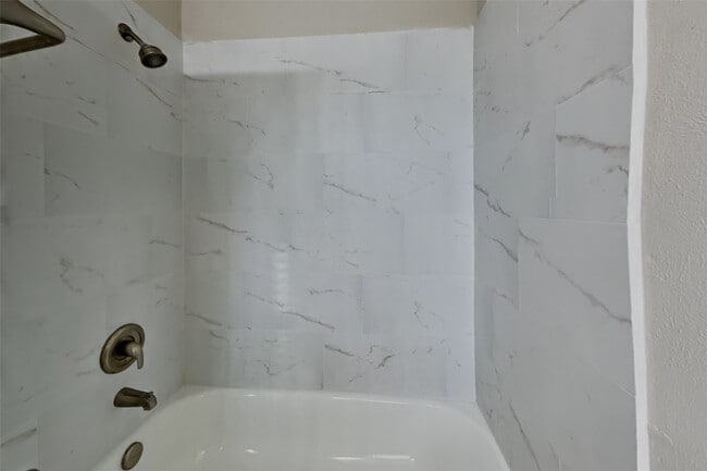 property at 19103 Remington Manor Dr