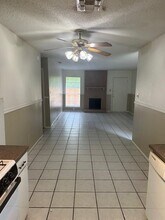 2601 Reeves Cir in Austin, TX - Building Photo - Building Photo