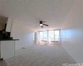 1122 Elm St in Honolulu, HI - Building Photo - Building Photo