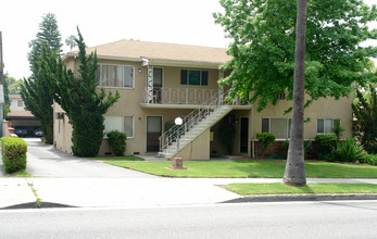 1162 Western Ave in Glendale, CA - Building Photo - Building Photo