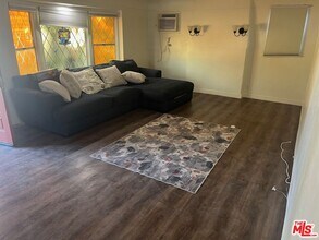1511 Reeves St in Los Angeles, CA - Building Photo - Building Photo