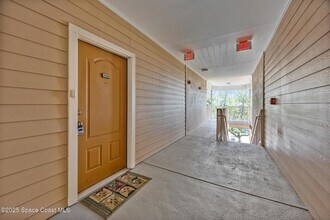 6450 Borasco Dr, Unit 3708 in Melbourne, FL - Building Photo - Building Photo